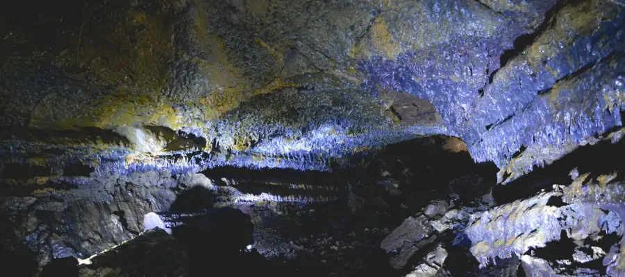 gruta carvão São Miguel